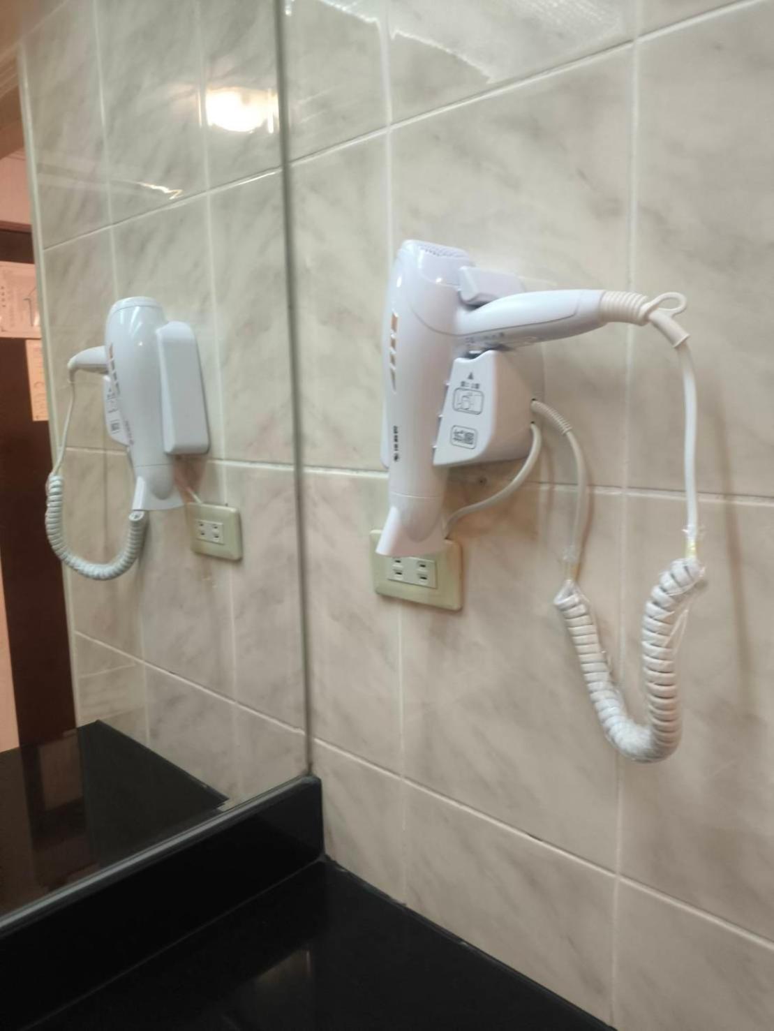 Champion Hotel Taipei Bagian luar foto